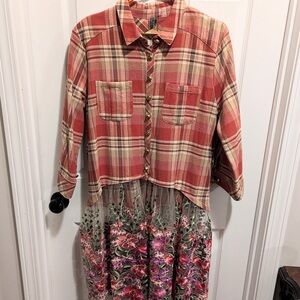 Aratta Red Plaid and Floral Top